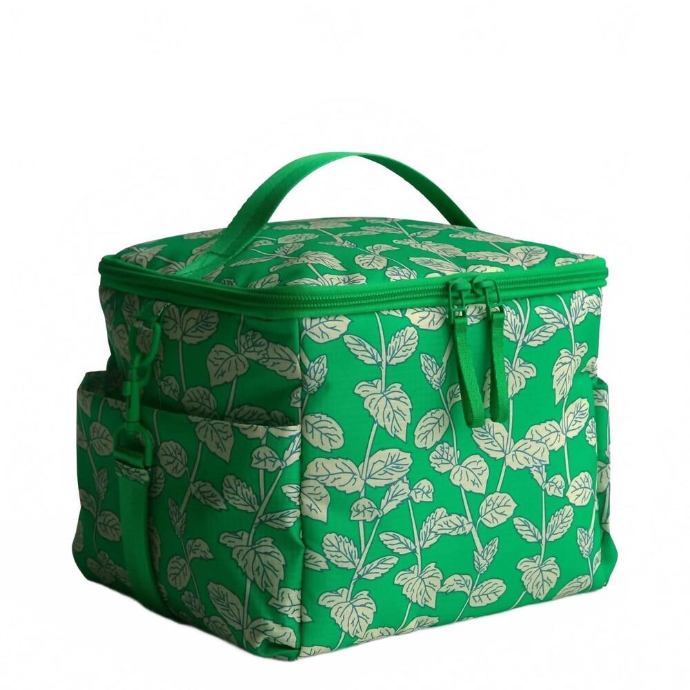 NEW VERA BRADLEY women's lunch cooler bag in mint mojito